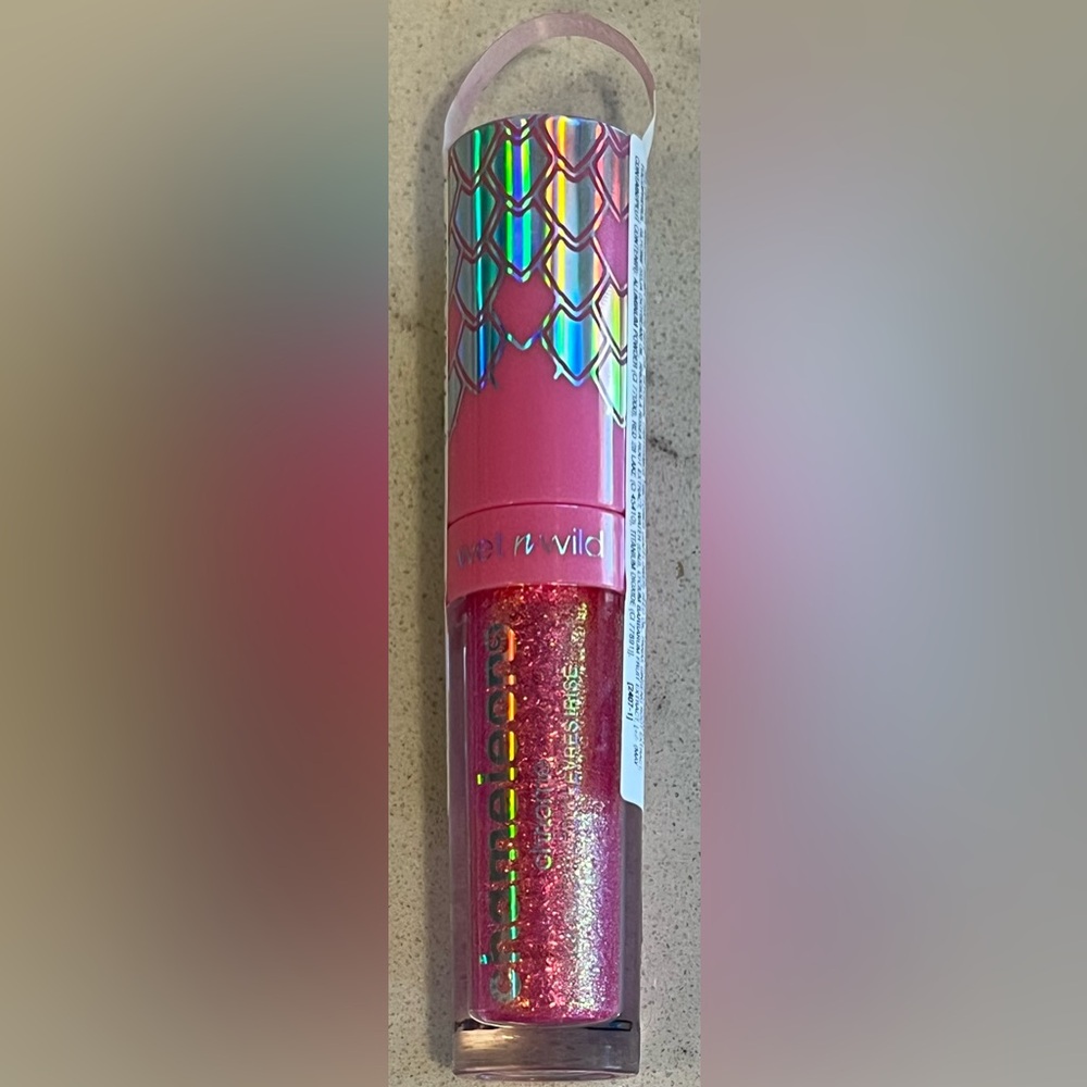Wet n Wild Chameleon Halo’s Way Lip Gloss Glitter & Shine. Lost Lasting NEW - Picture 5 of 6